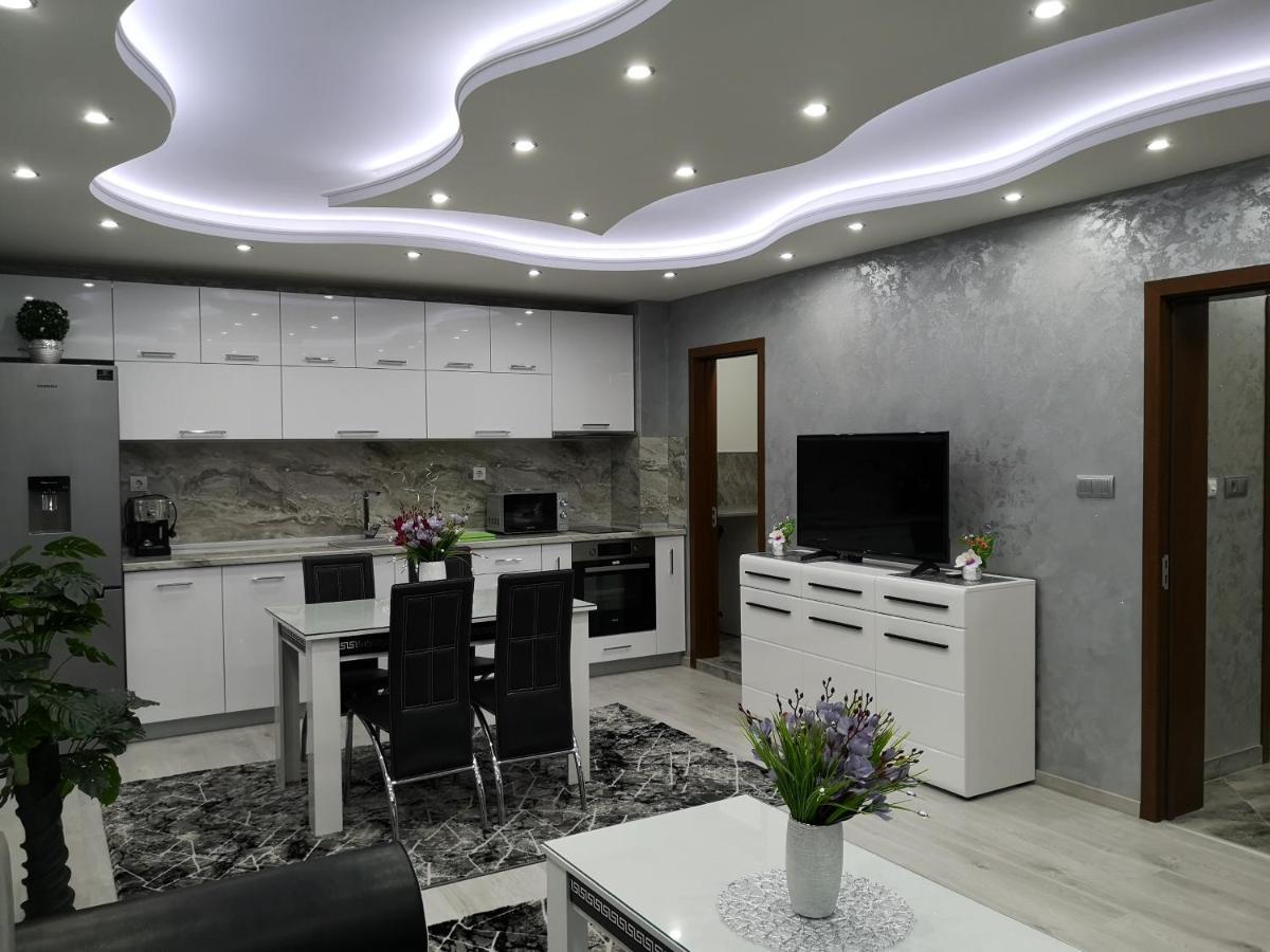 City Apartments - A Brand New Luxury & Comfy 2 Asenovgrad Exteriér fotografie