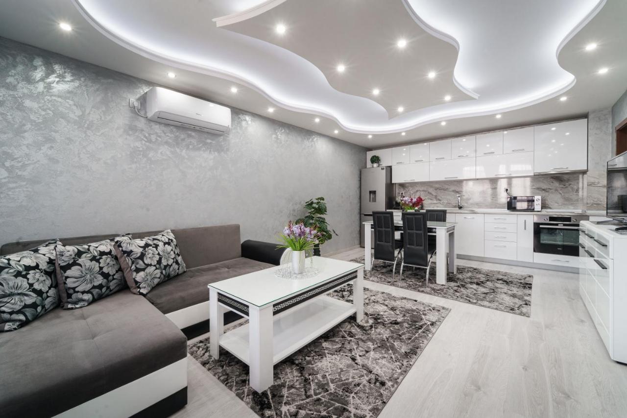 City Apartments - A Brand New Luxury & Comfy 2 Asenovgrad Exteriér fotografie